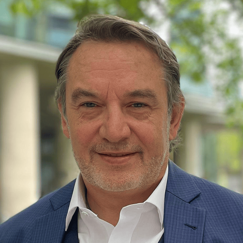 Photo of Héctor Vallejos